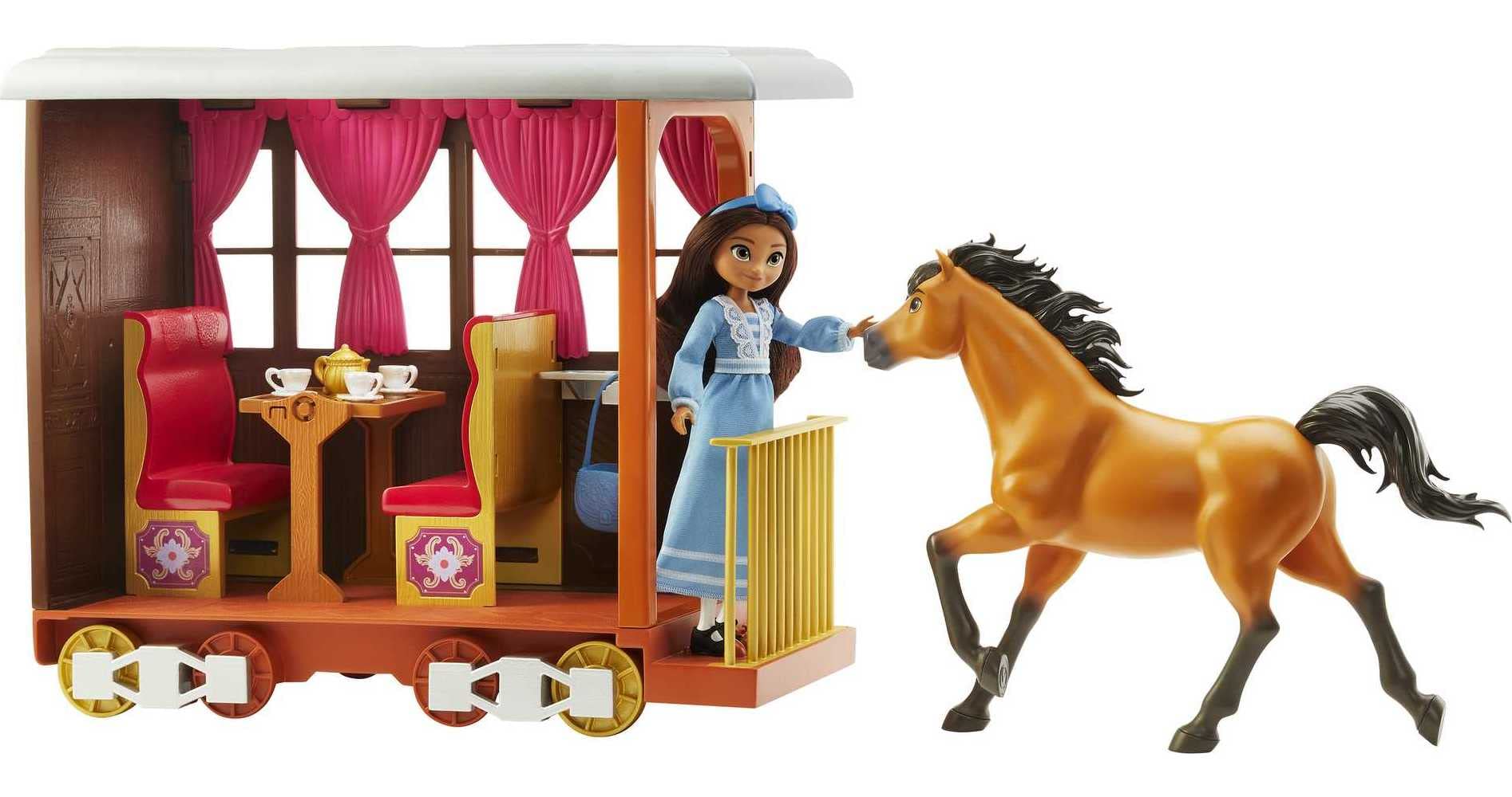 Lucky's Train Home Spirit Playset