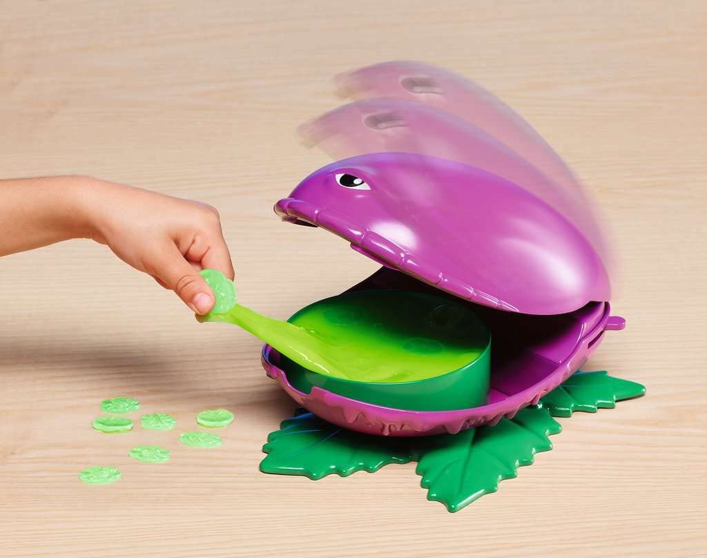 Slimy Joe Board Game