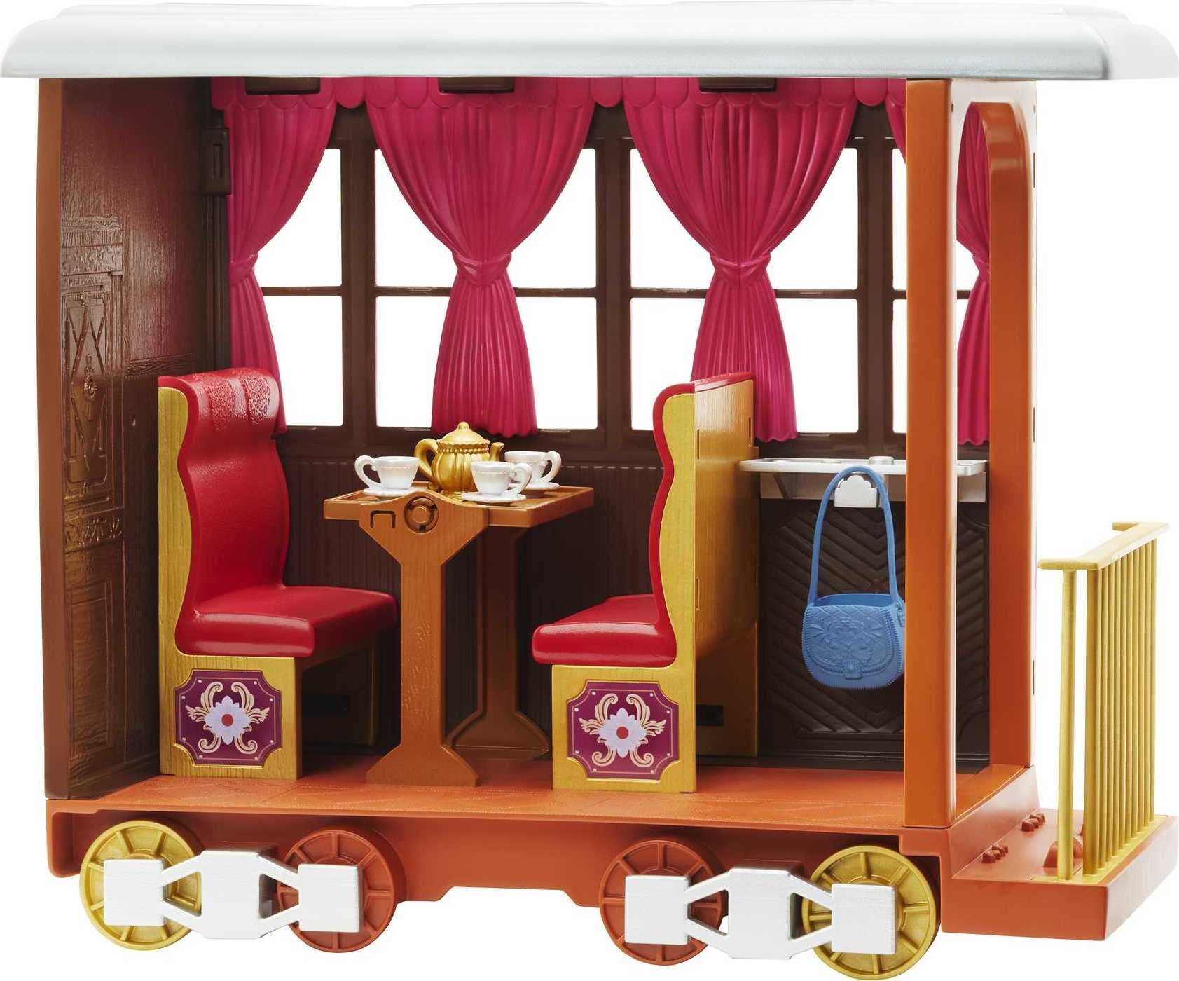 Lucky's Train Home Spirit Playset